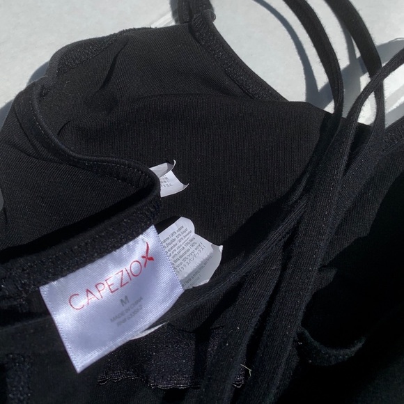 Capezio black leotard size medium - Picture 4 of 4
